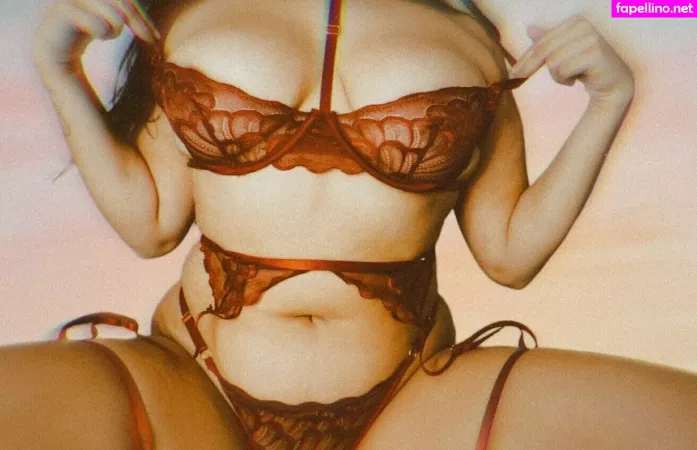 Youramandarose OnlyFans Thumbnail #3fyFymVbg5