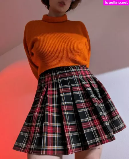 Youramoureux OnlyFans Thumbnail #7q2fuPkvYU