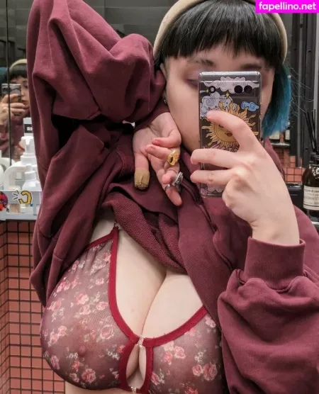 Youramoureux OnlyFans Thumbnail #zXMwMY5vso