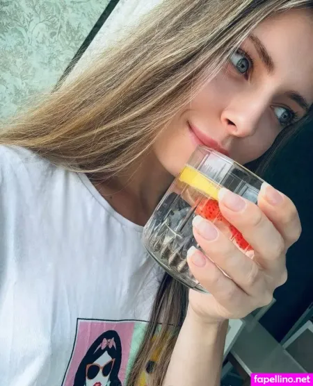 Yourangeldiana OnlyFans Thumbnail #X6H1BIpu49