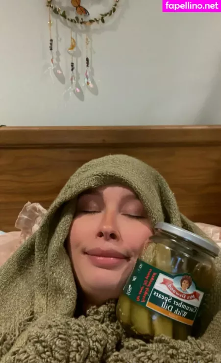 Yourangelkat OnlyFans Thumbnail #A4mi2b6CDK