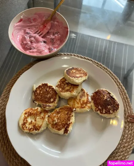 Youraysel OnlyFans Thumbnail #i1k5KJzXUz