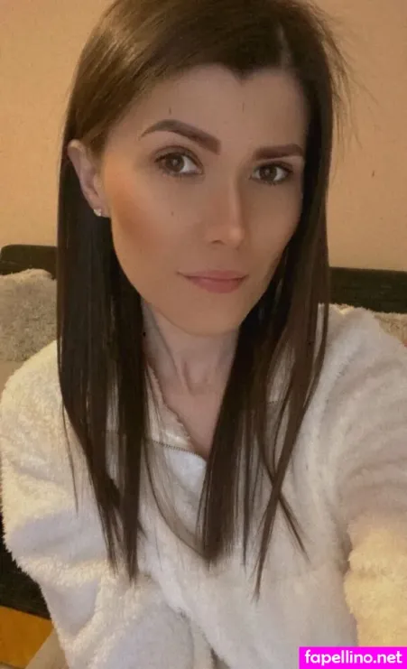 Yourbabygirlnikii OnlyFans Thumbnail #JnbE8vJm6d