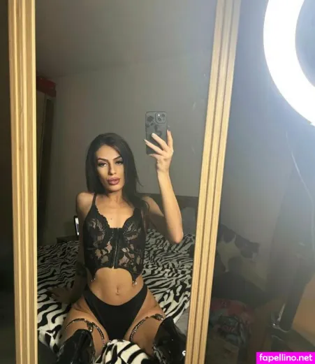 Yourbaeroxi OnlyFans Thumbnail #Ex8DLYxw8o