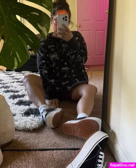 Yourbarefootbae OnlyFans Thumbnail #EI9CgM6n6j