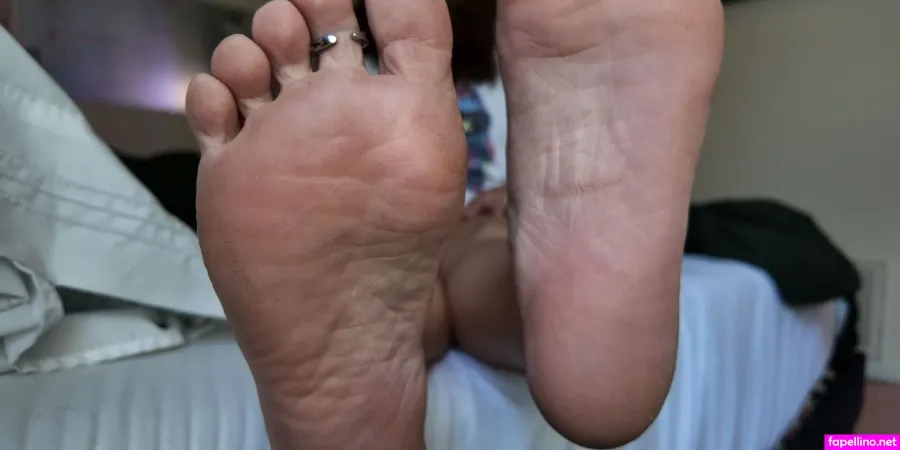 Yourbarefootbae OnlyFans Thumbnail #m8QDycePhD