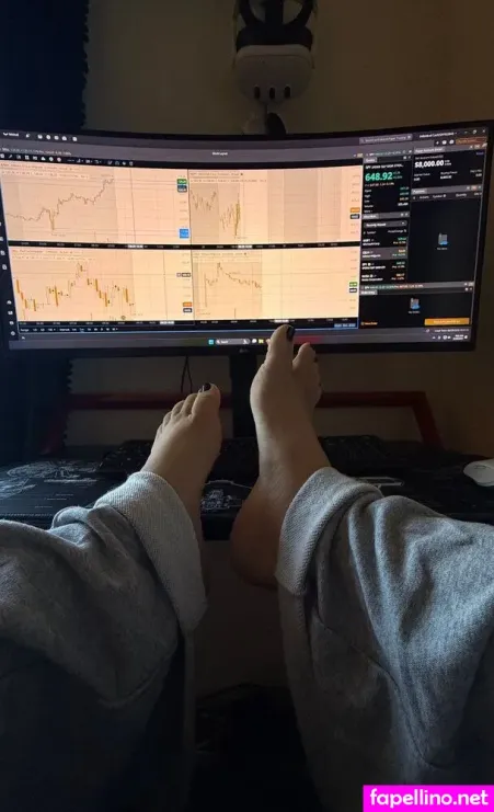 Yourbarefootbae OnlyFans Thumbnail #uv308GVj2K