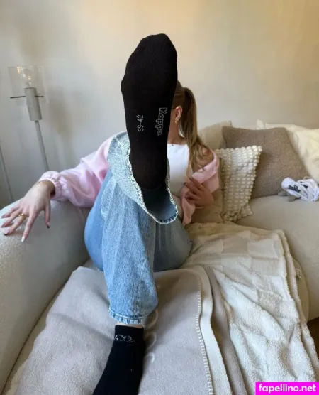 Yourbest Blondie OnlyFans Thumbnail #E01bptISfm