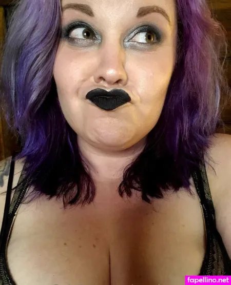 Yourbuxombuddy OnlyFans Thumbnail #MzywyOkELr