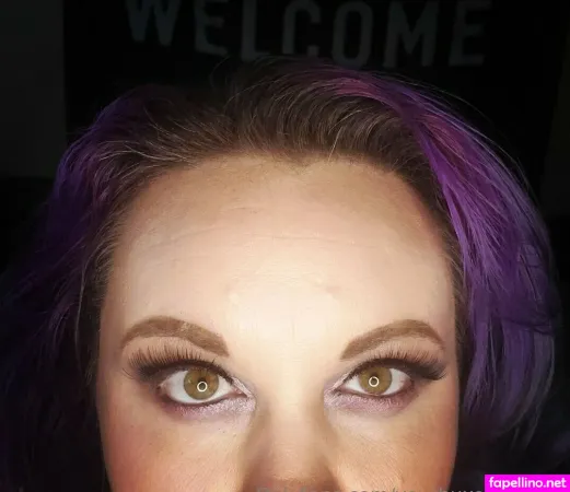 Yourbuxombuddy OnlyFans Thumbnail #NlOsZTfAJ9