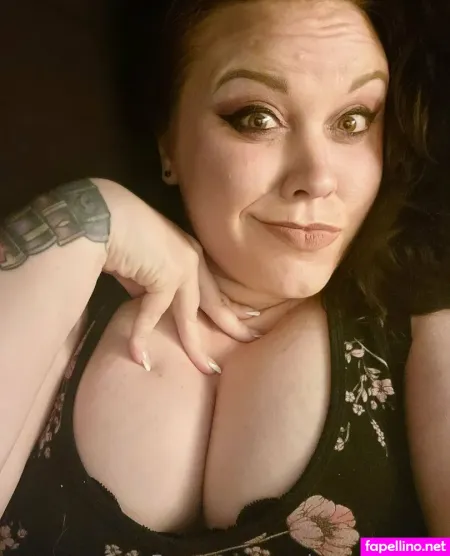 Yourbuxombuddy OnlyFans Thumbnail #lKDsxCbfWX