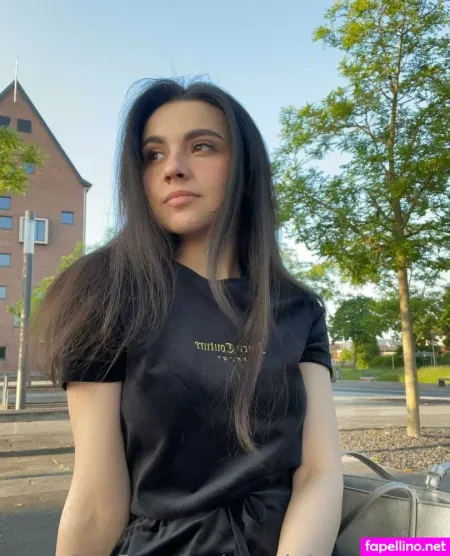 Yourchristmasdream OnlyFans Thumbnail #gHZk19i3Sx