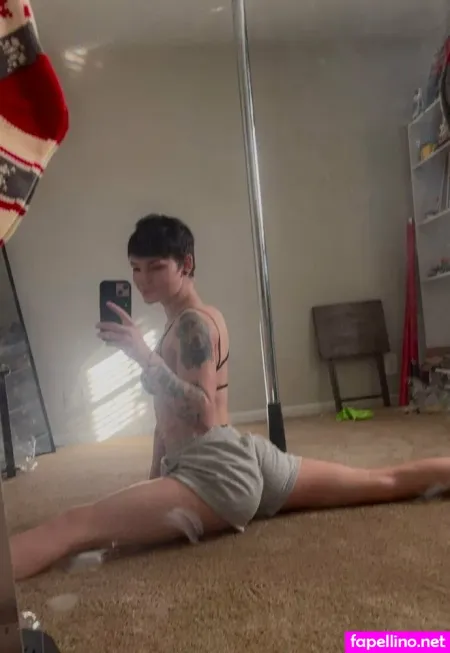 Yourdarkomen OnlyFans Thumbnail #GBdcBckQ3m