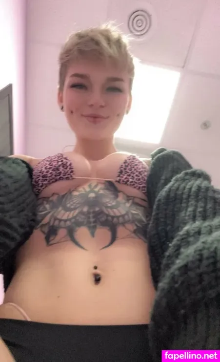 Yourdarkomen OnlyFans Thumbnail #qqeKdQx147