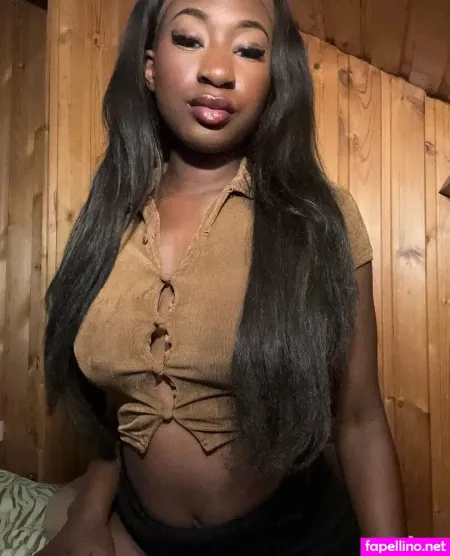 Yourebonybae OnlyFans Thumbnail #UZHYVj9LfA