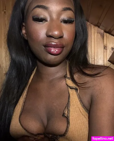 Yourebonybae OnlyFans Thumbnail #g4uce6OyQI