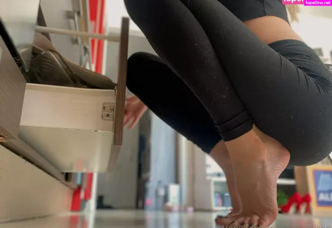 Yourelisen OnlyFans Thumbnail #8O8kKqcVHC