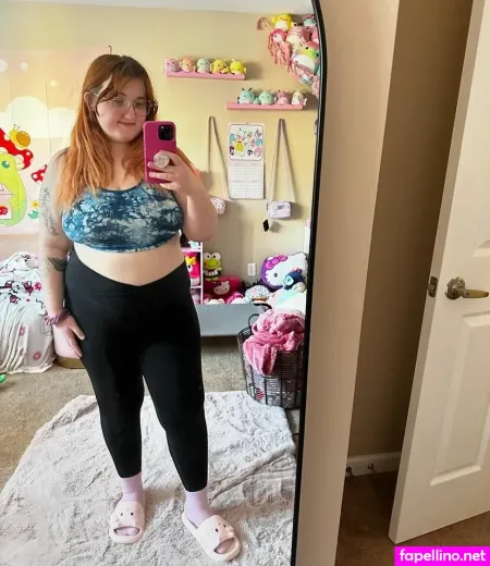 Yourfairiegf 1 OnlyFans Thumbnail #BqgRTKhYdu