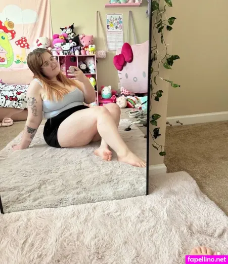Yourfairiegf 1 OnlyFans Thumbnail #vNF12bMdRY