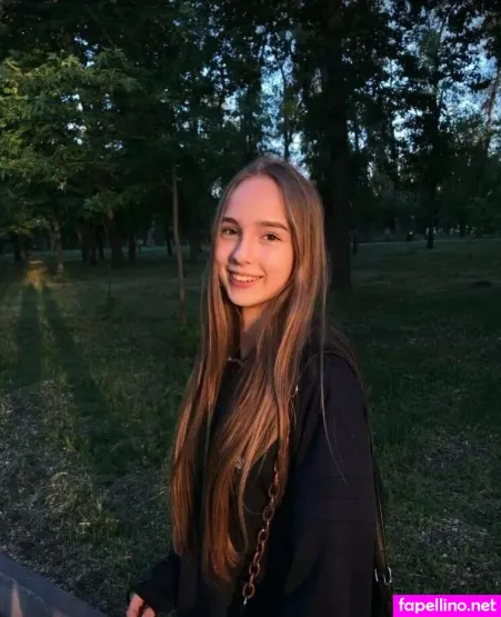 Yourfav Evelyn OnlyFans Thumbnail #o9A9xeb0mV