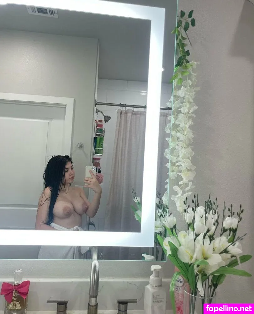 urfavealyy, yourfavaly Nude Leaked OnlyFans Photo #EszznvmgE9