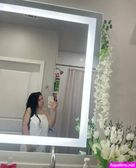 Yourfavaly OnlyFans Thumbnail #Mf8wnYz7vT
