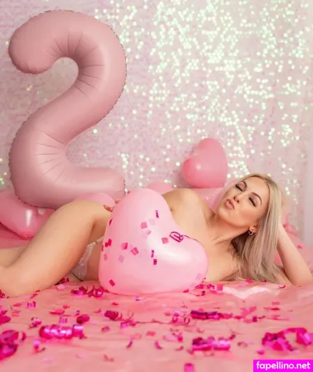 Yourfavblondefree OnlyFans Thumbnail #yoxDpwvLQK