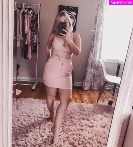Yourfavblondexxx OnlyFans Thumbnail #1b61a6rGmU