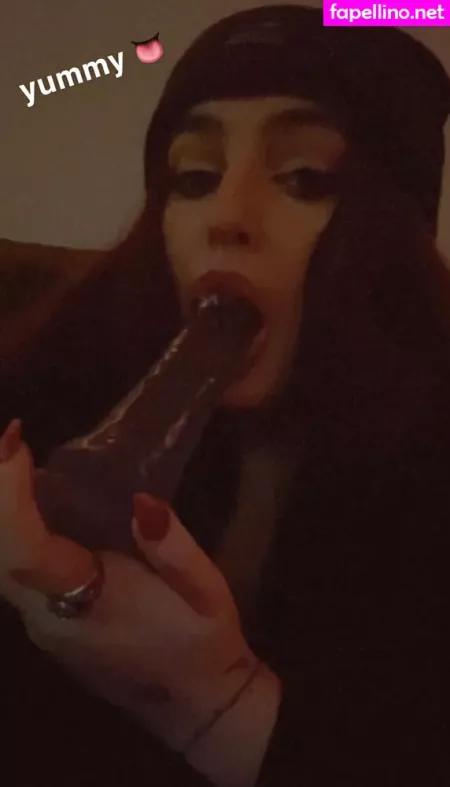 Yourfavbustybrat OnlyFans Thumbnail #BMgRaCz4Fv