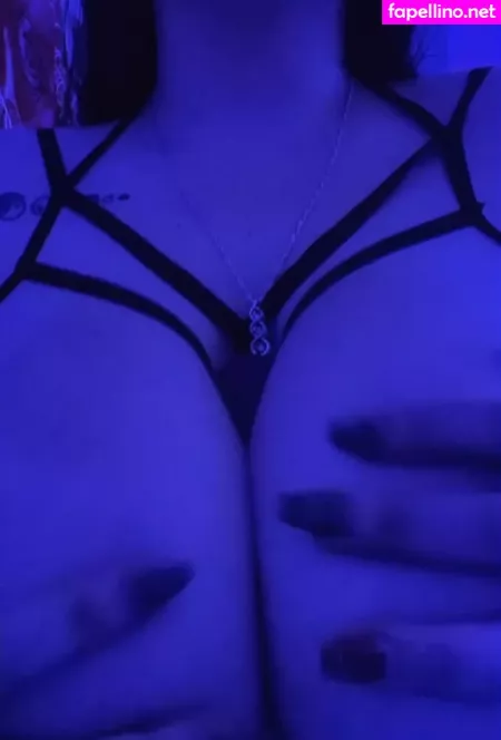 Yourfavbustybrat OnlyFans Thumbnail #HlsGQjmdnW