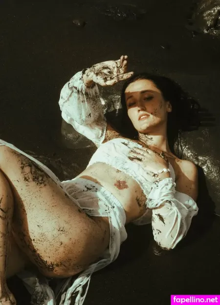 Yourfavcamille OnlyFans Thumbnail #nFT0nWxyr8