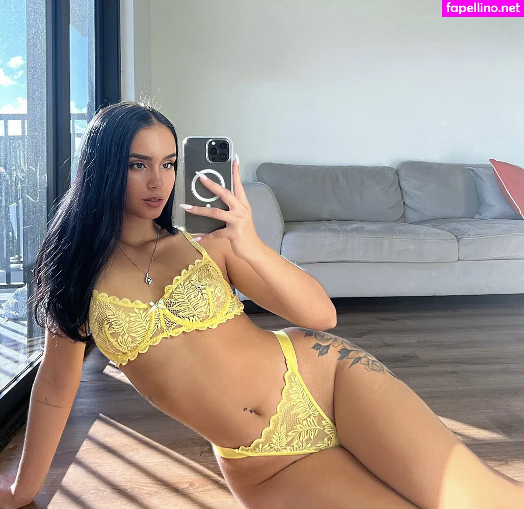 yourfavcubana, yourfavcubana_ Nude Leaked OnlyFans Photo #MMXZur2f8T