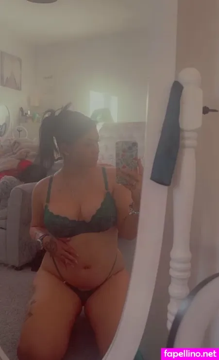 Yourfave3 OnlyFans Thumbnail #6RsrtxWMul