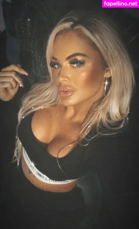 Yourfavgirl Xox OnlyFans Thumbnail #Ceg10L5AkA