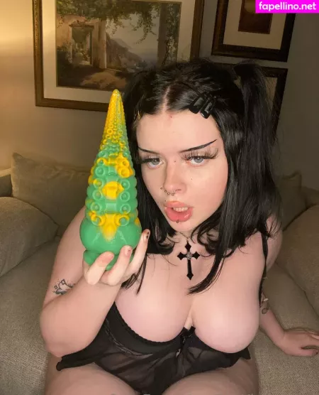 Yourfavkittie 1 OnlyFans Thumbnail #2HCnj9pnvX
