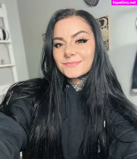 Yourfavlittledemon OnlyFans Thumbnail #6AfzMYHJ70