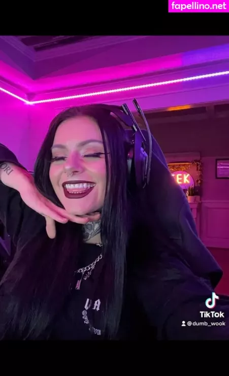 Yourfavlittledemon OnlyFans Thumbnail #fzQSAmKFds