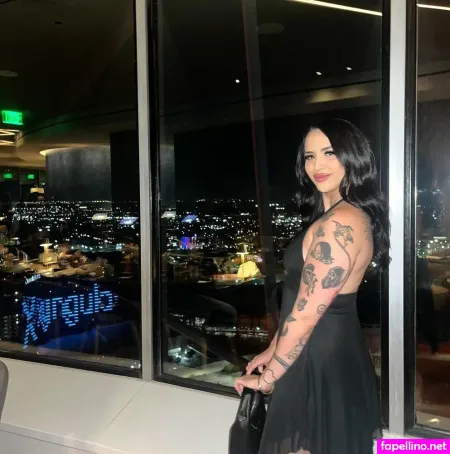 Yourfutureexwifey 1 OnlyFans Thumbnail #t1daAEHRhm