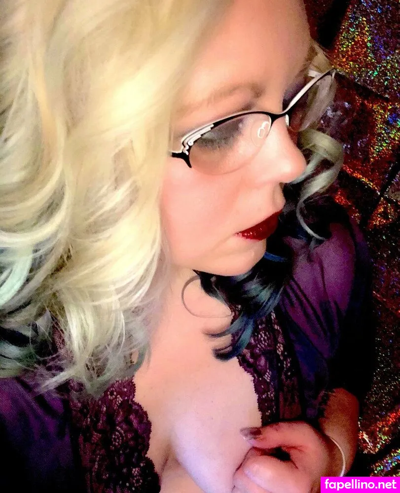 yourfuture_exwife, yourgalphronia Nude Leaked OnlyFans Photo #IMKGlDSLeQ