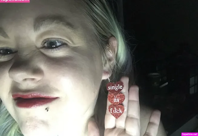 Yourgalphronia OnlyFans Thumbnail #qZ32iDNbTW