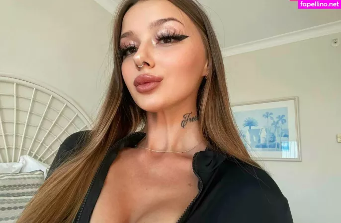 Yourgirl Julie OnlyFans Thumbnail #KGmWu7Y71M