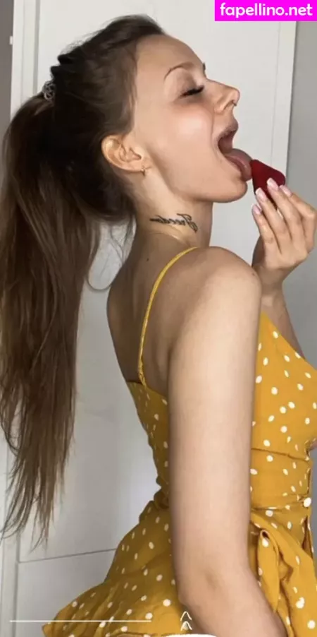 Yourgirl Julie OnlyFans Thumbnail #ZGwWWHOO4P