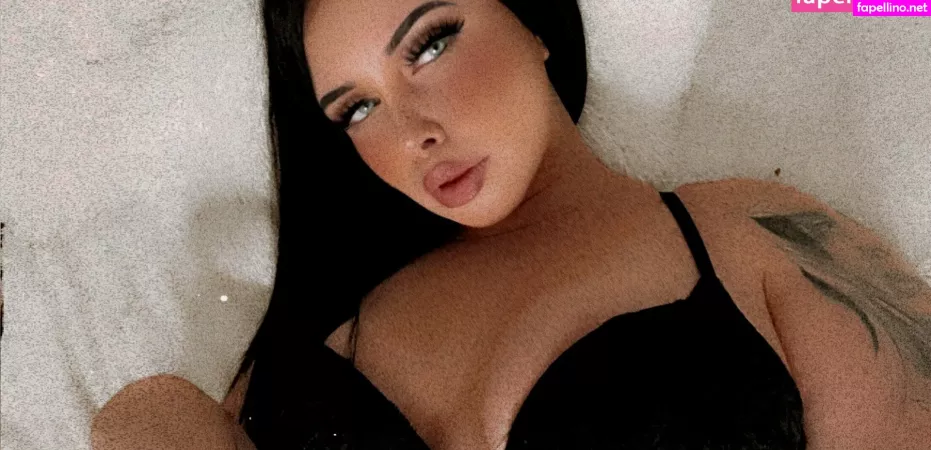 Yourgirlblazex OnlyFans Thumbnail #zdPw8sgoN1