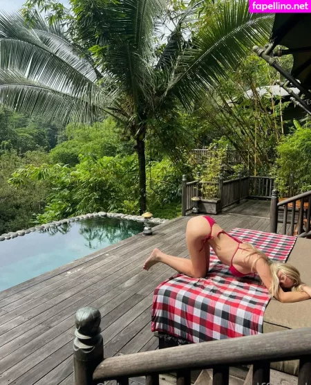 Yourgirlffriend OnlyFans Thumbnail #9JaE5Q5oeD