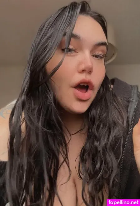 Yourgirllolax OnlyFans Thumbnail #ggsDlvUroI