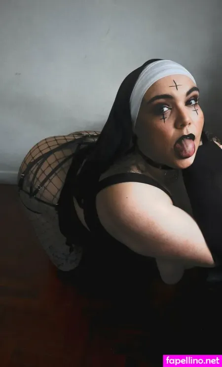 Yourgirllolax OnlyFans Thumbnail #yMh0bo7M28