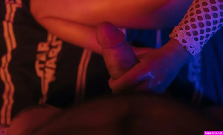Yourgirlroxy OnlyFans Thumbnail #D1e8AMZT2Y