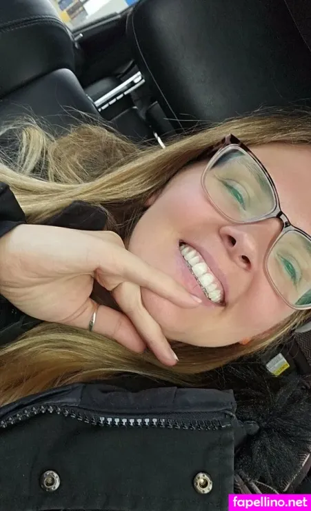 Yourhazelmay OnlyFans Thumbnail #osqJ2RqaNU