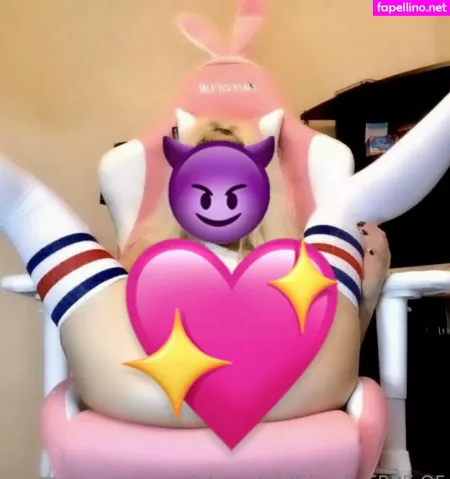 Yourinternetgirlfriendx OnlyFans Thumbnail #6izilEqKcn