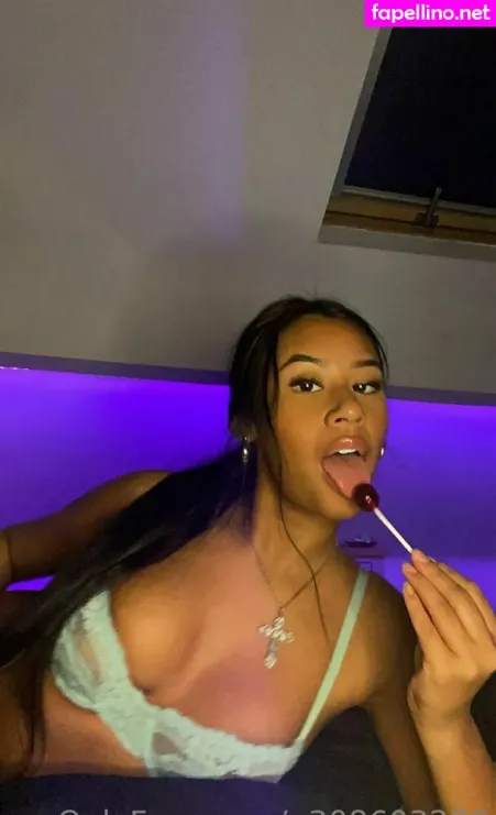 Yourkarina OnlyFans Thumbnail #O4oclCy8xx